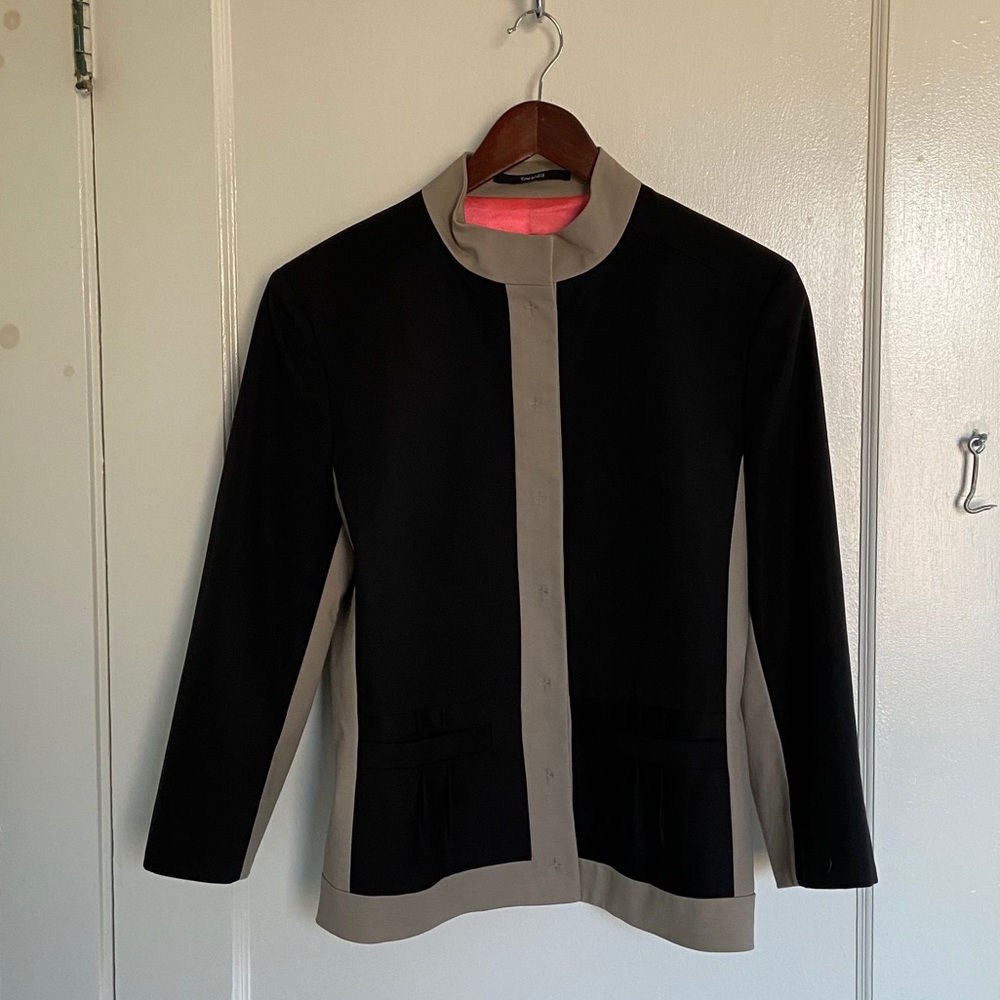 Tahari Blazer